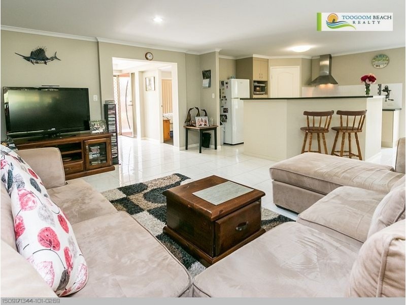 9-11 Delrose Court, Toogoom QLD 4655