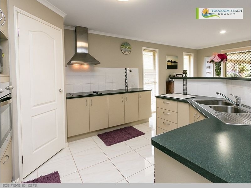 9-11 Delrose Court, Toogoom QLD 4655