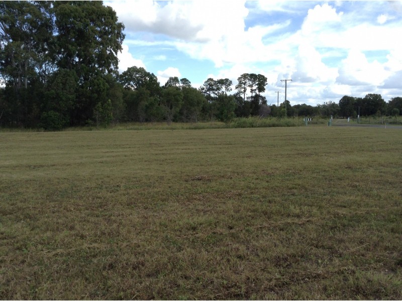 48 Desmond Drive, Toogoom QLD 4655
