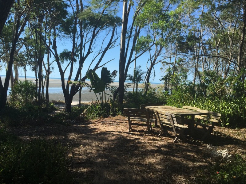 86 Kingfisher Parade, Toogoom QLD 4655
