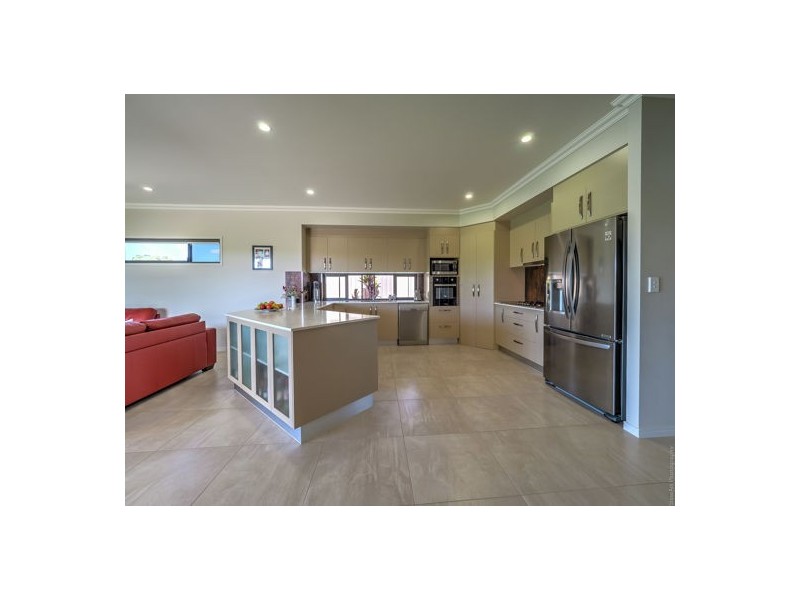 29 Northshore Avenue, Toogoom QLD 4655