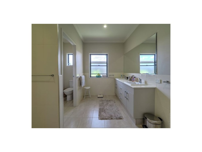 29 Northshore Avenue, Toogoom QLD 4655