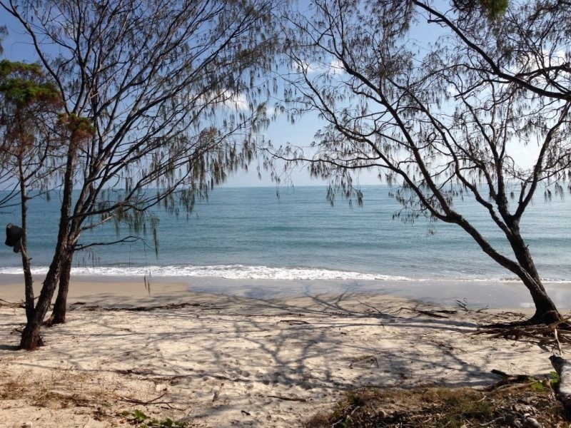 35/8 Sea Beach Way, Toogoom QLD 4655