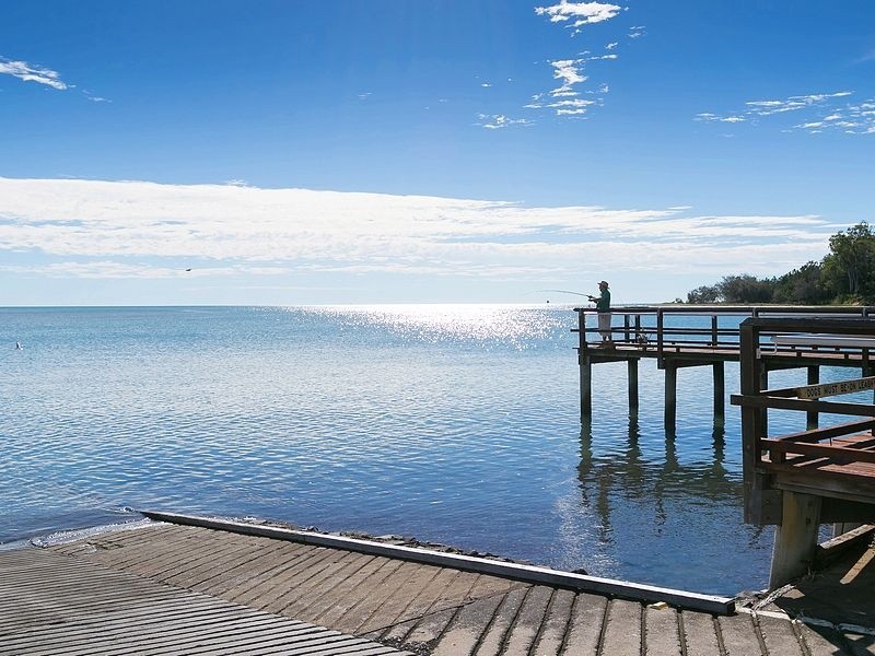 33/12 Sea Beach Way, Toogoom QLD 4655