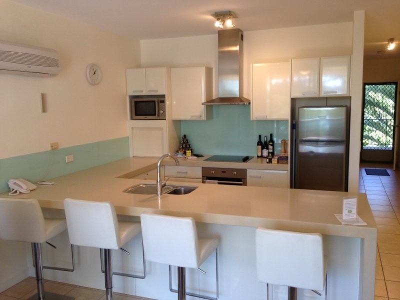 11/465 Esplanade, Torquay QLD 4655