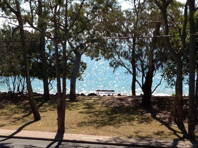 11/465 Esplanade, Torquay QLD 4655