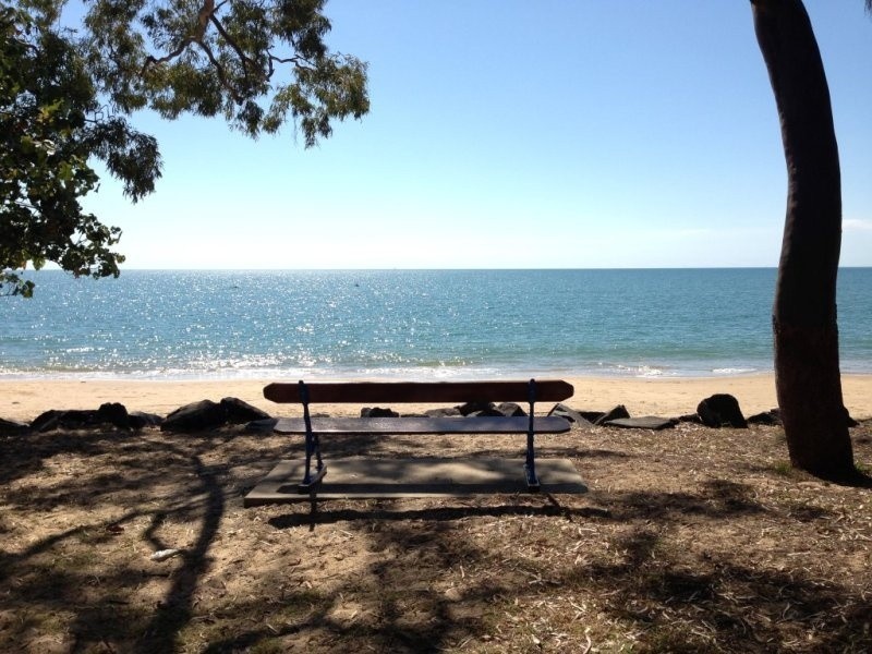 11/465 Esplanade, Torquay QLD 4655