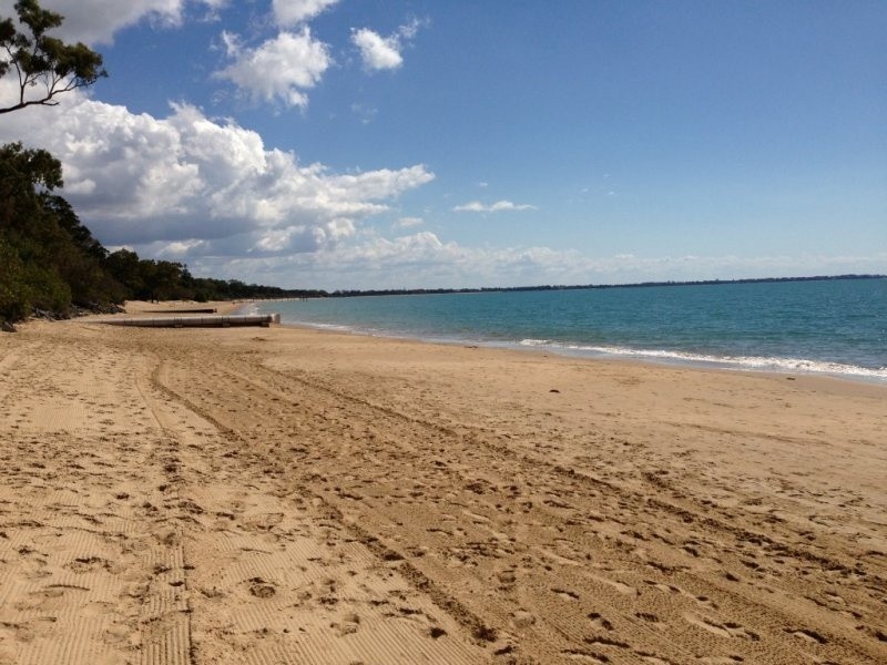 11/465 Esplanade, Torquay QLD 4655