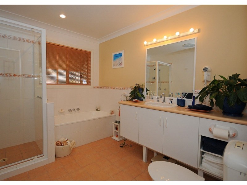 14 Shellcot Street, Toogoom QLD 4655