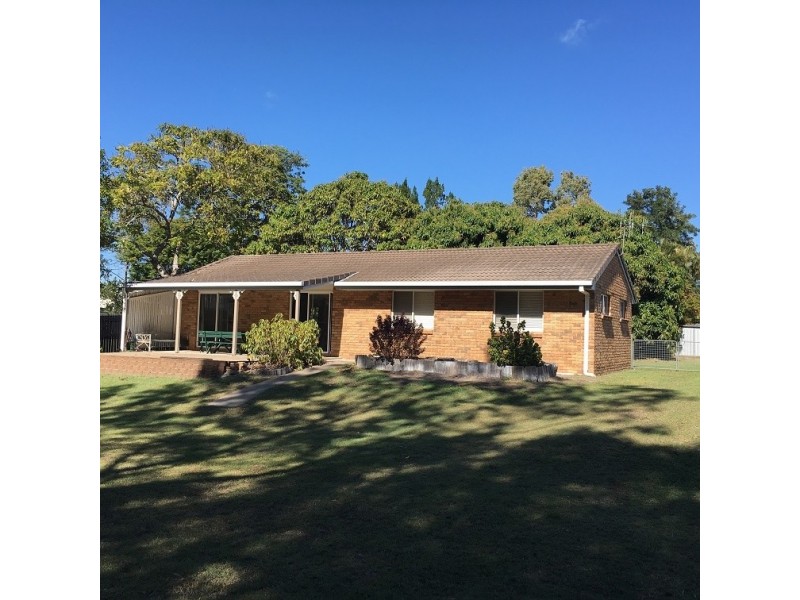 111 Esplanade, Toogoom QLD 4655