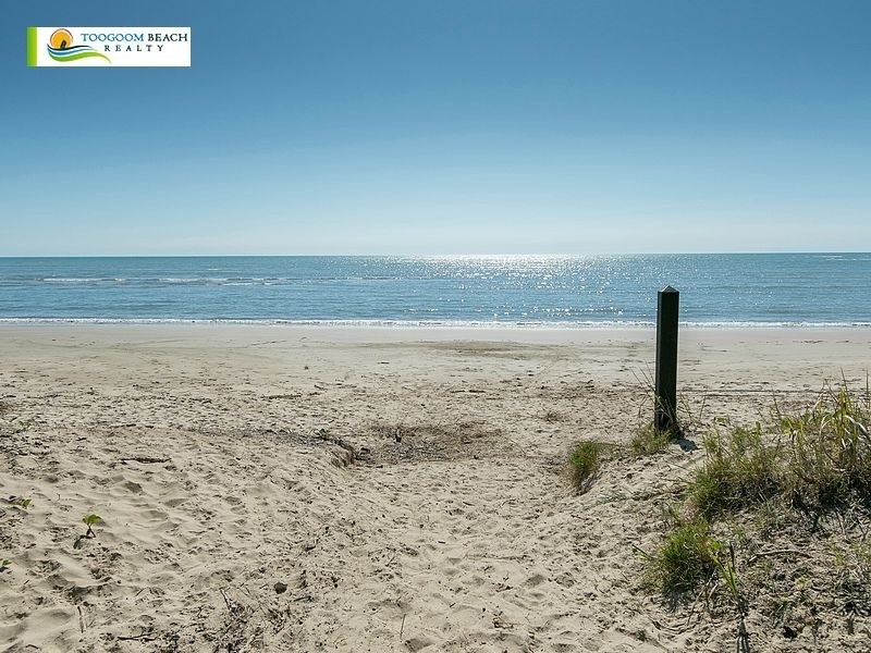 111 Esplanade, Toogoom QLD 4655