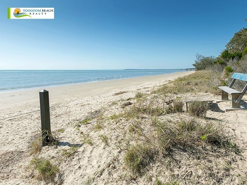 111 Esplanade, Toogoom QLD 4655