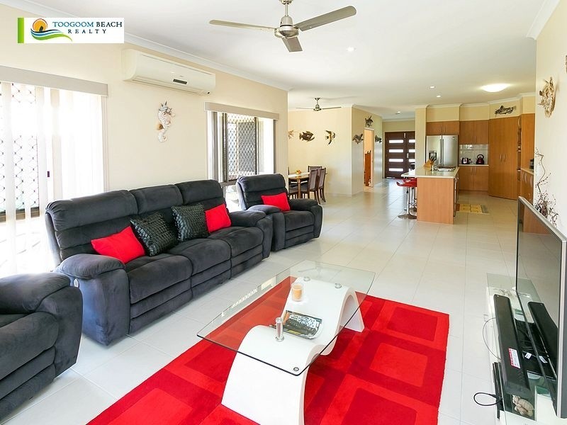 35 NORTHSHORE AVE, Toogoom QLD 4655