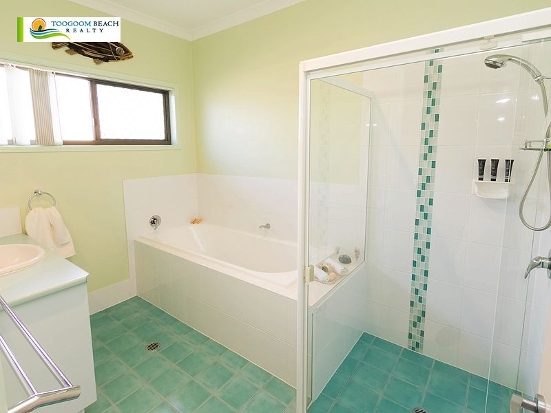 35 NORTHSHORE AVE, Toogoom QLD 4655