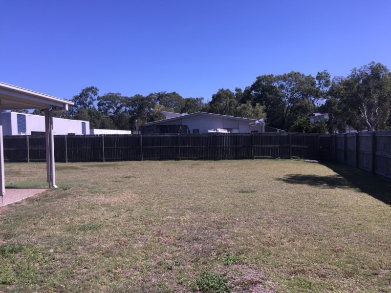 5 NORTHSHORE AVE, Toogoom QLD 4655