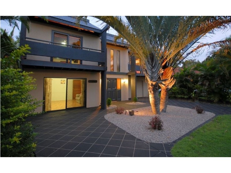 18 RIES RD, Toogoom QLD 4655