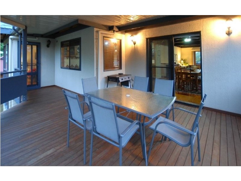 18 RIES RD, Toogoom QLD 4655