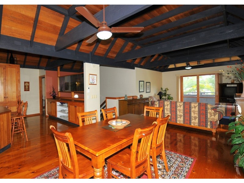 18 RIES RD, Toogoom QLD 4655