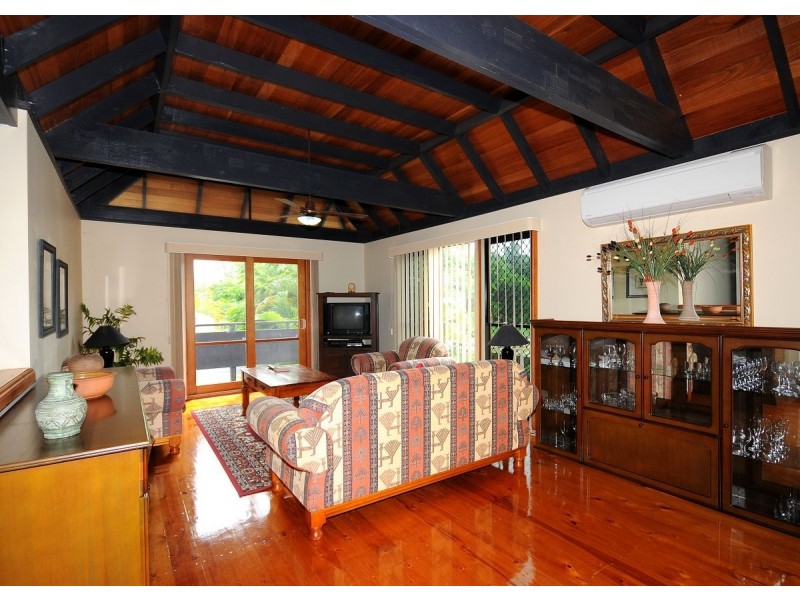 18 RIES RD, Toogoom QLD 4655