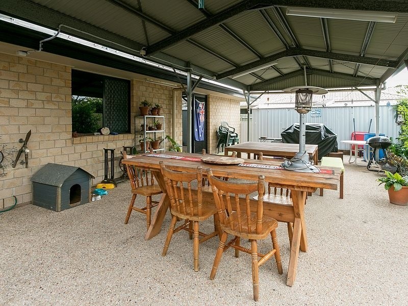 17 Tree View Road, Toogoom QLD 4655