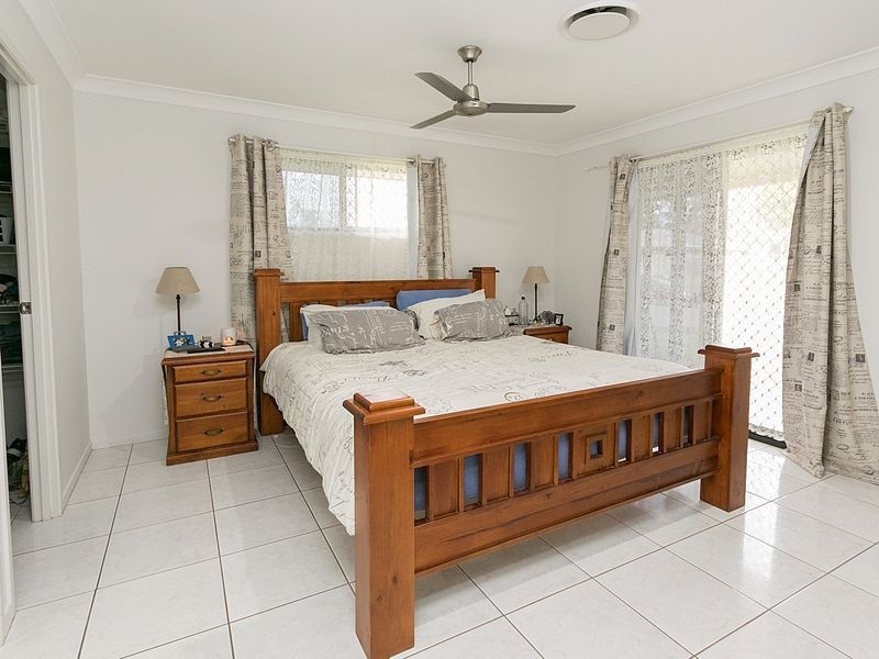 17 Tree View Road, Toogoom QLD 4655