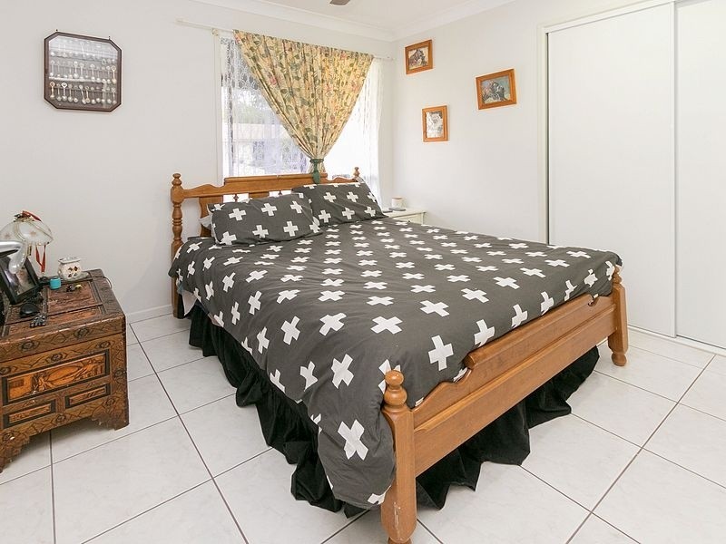 17 Tree View Road, Toogoom QLD 4655