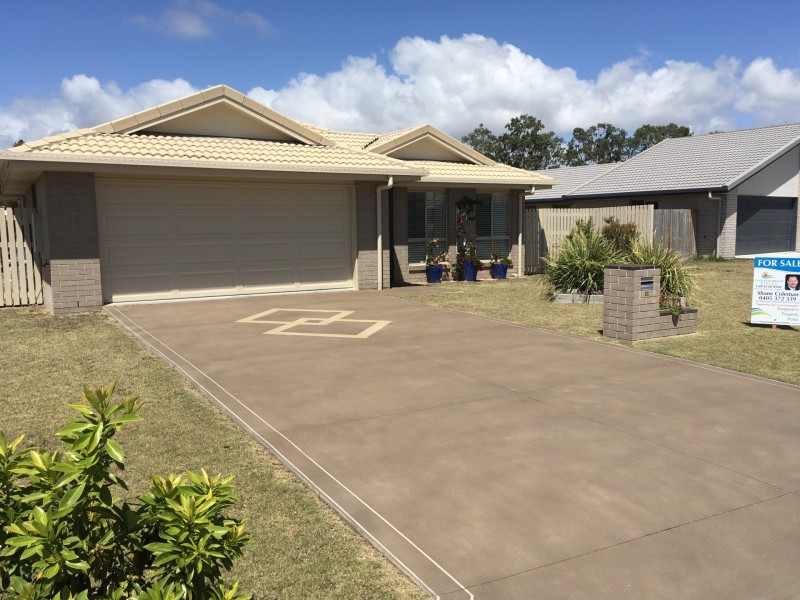 32 SEASHORE WAY, Toogoom QLD 4655