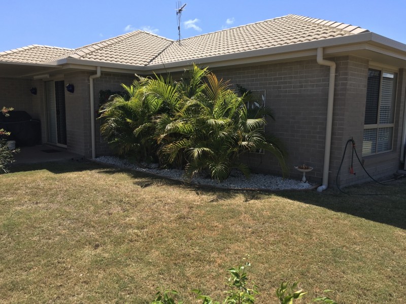 32 SEASHORE WAY, Toogoom QLD 4655