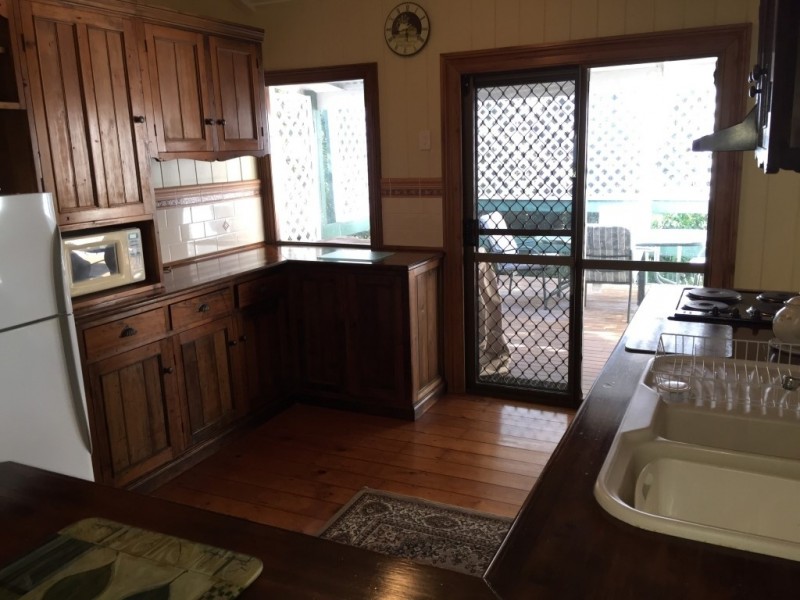 3 Kingfisher Parade, Toogoom QLD 4655