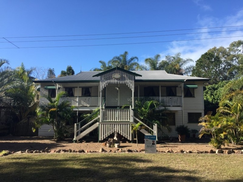 3 Kingfisher Parade, Toogoom QLD 4655
