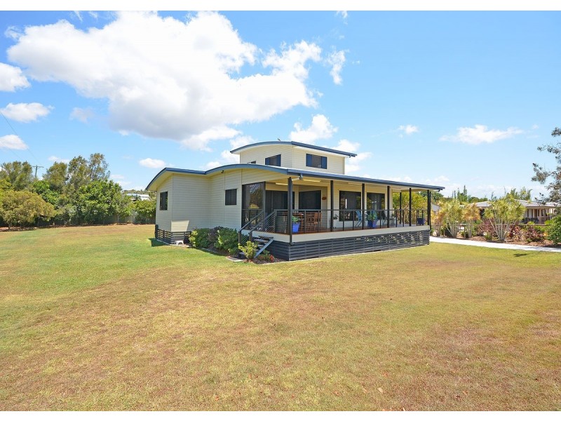 61 Waterview Drive, Dundowran Beach QLD 4655