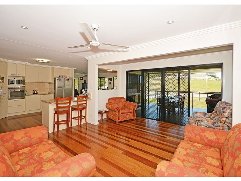 61 Waterview Drive, Dundowran Beach QLD 4655