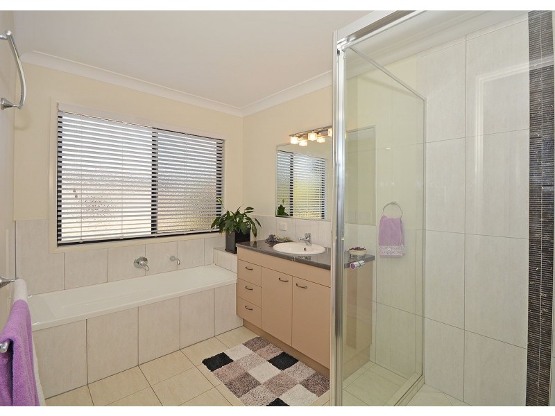 61 Waterview Drive, Dundowran Beach QLD 4655