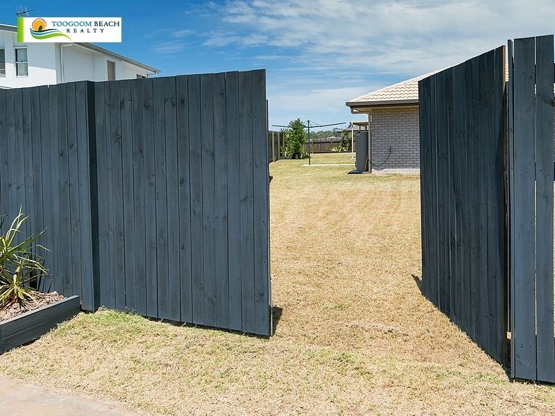 10 Clearwater Crescent, Toogoom QLD 4655