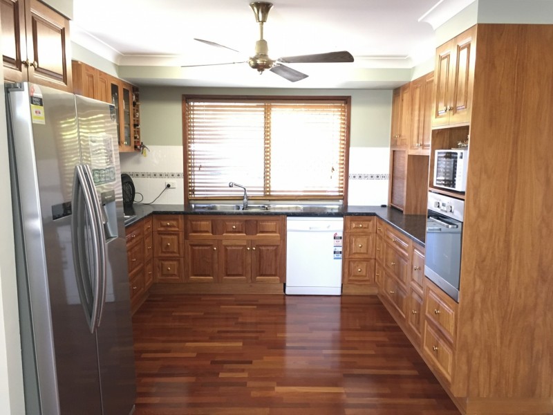 171 KINGFISHER PDE, Toogoom QLD 4655