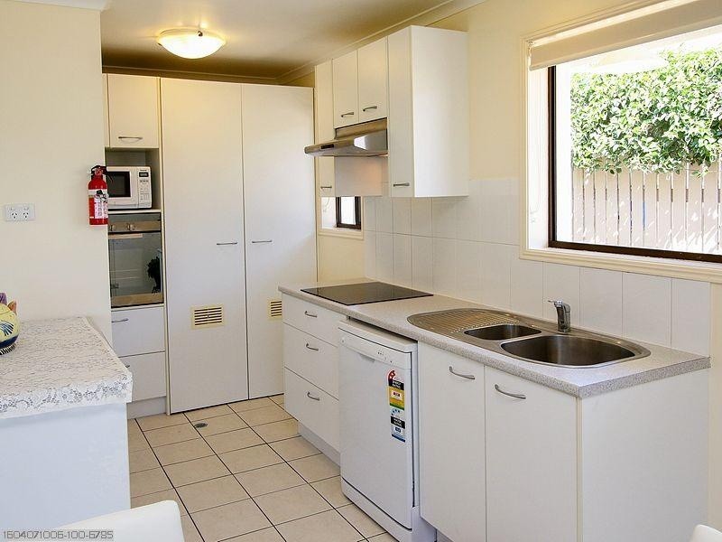 66 Kingfisher Parade, Toogoom QLD 4655