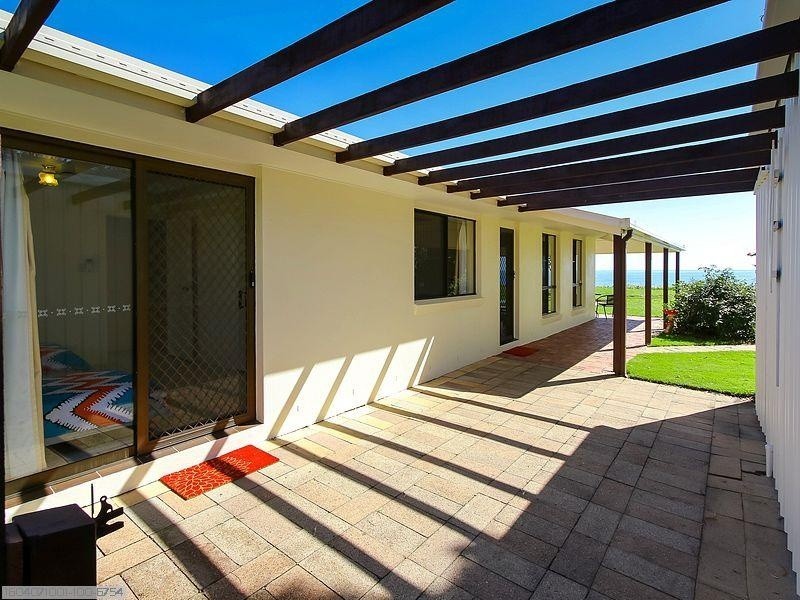 66 Kingfisher Parade, Toogoom QLD 4655
