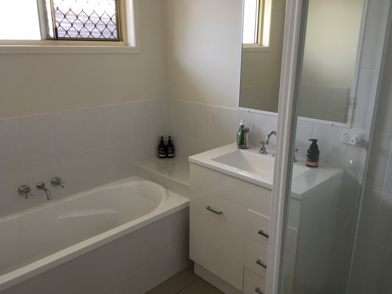 6 Swan View Court, Toogoom QLD 4655