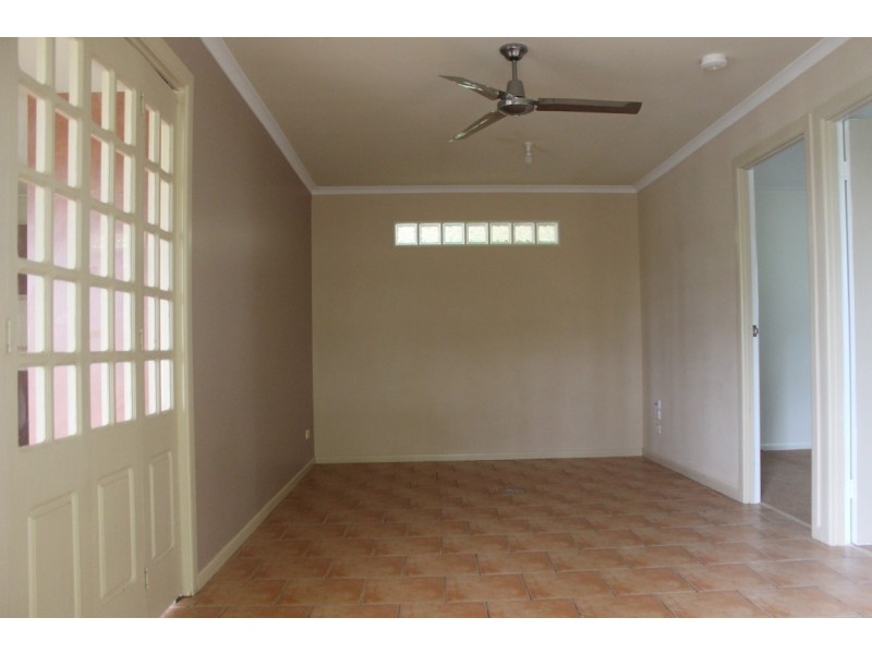 37 DESMOND DR, Toogoom QLD 4655