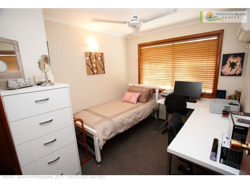 115 Kingfisher Pde, Toogoom QLD 4655