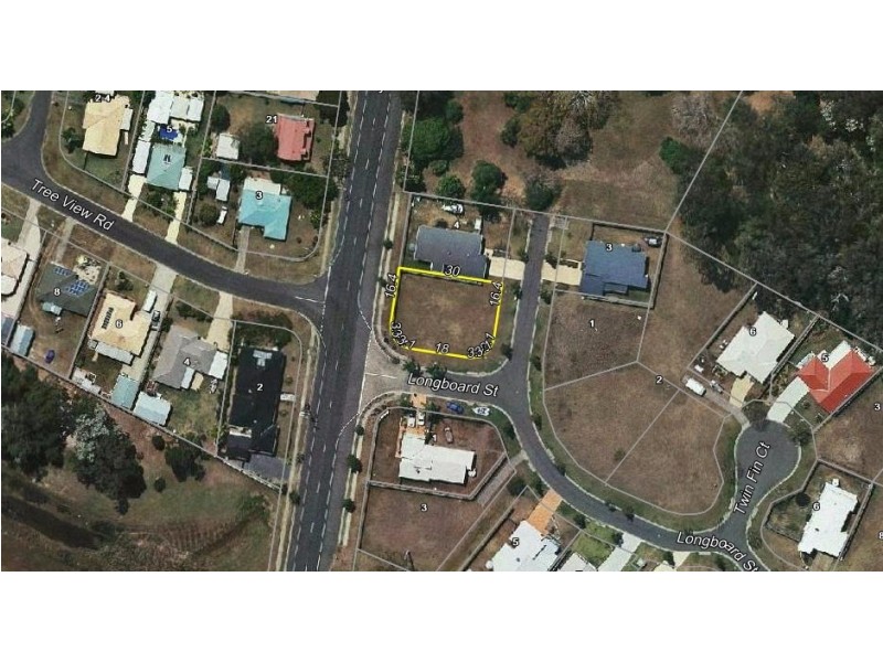 2/2 Malibu Way, Toogoom QLD 4655