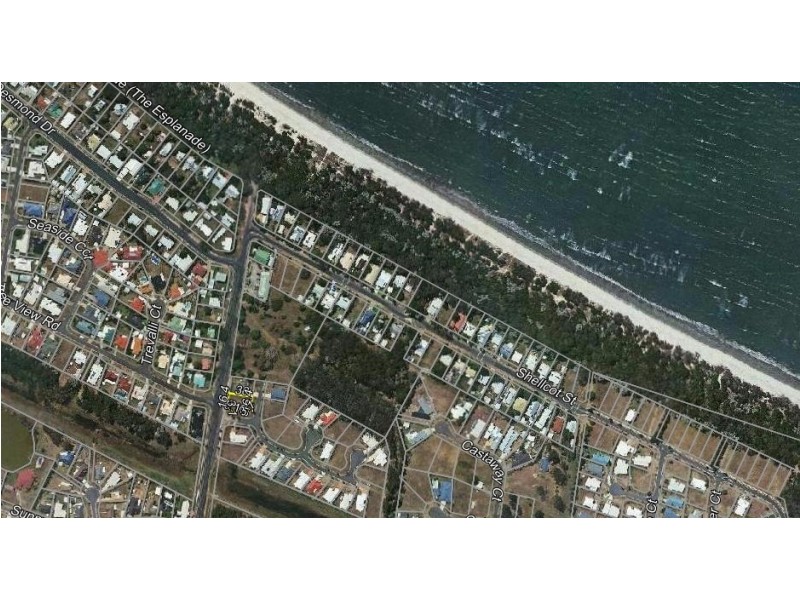 2/2 Malibu Way, Toogoom QLD 4655