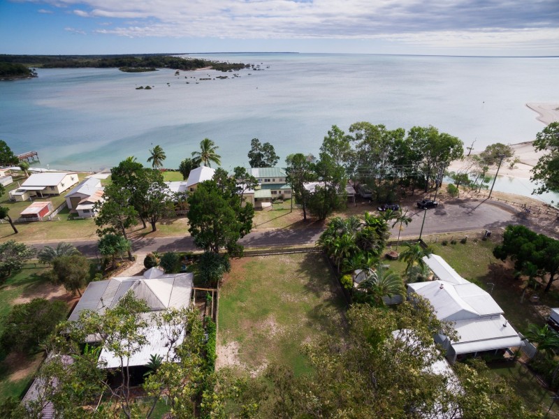 77 MORETON ST, Toogoom QLD 4655