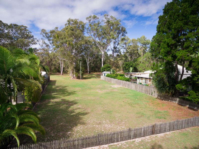 77 MORETON ST, Toogoom QLD 4655