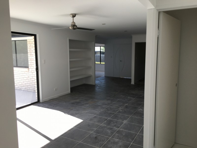 8 MEMORIAL ST, Toogoom QLD 4655