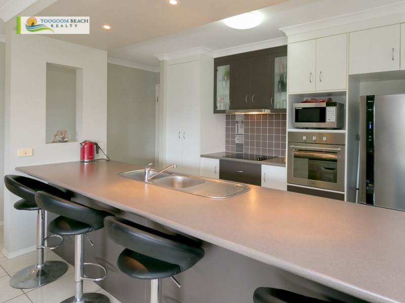 6 BEACH WALK CT, Toogoom QLD 4655
