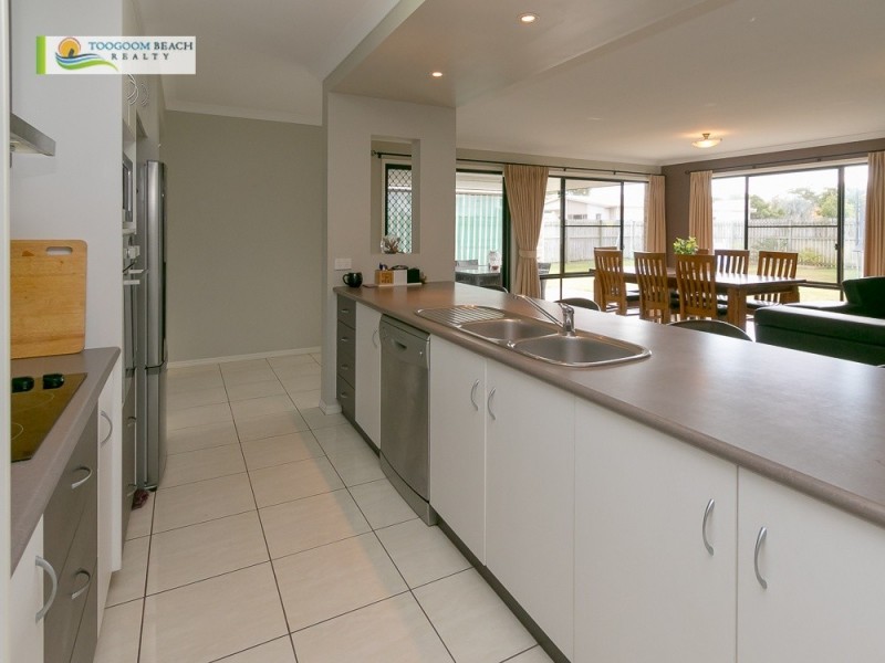 6 BEACH WALK CT, Toogoom QLD 4655