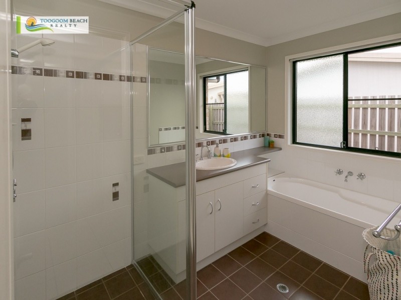 6 BEACH WALK CT, Toogoom QLD 4655