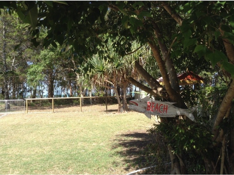164 Kingfisher Parade, Toogoom QLD 4655