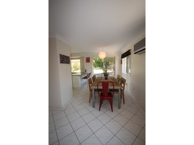 164 Kingfisher Parade, Toogoom QLD 4655